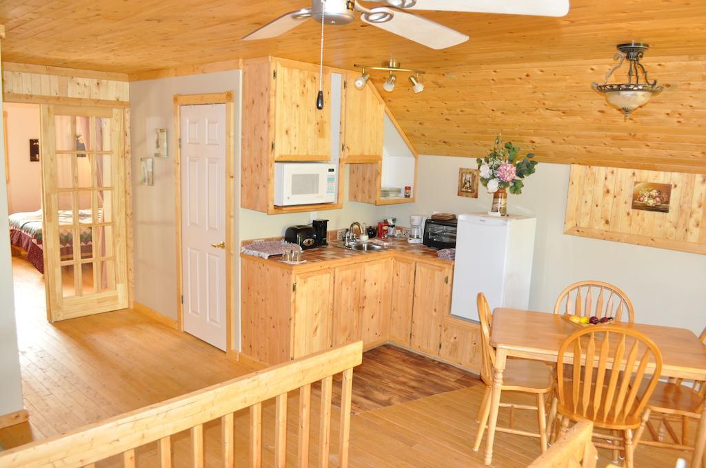 チブーガモー Gite De La Riviere Bed & Breakfast エクステリア 写真